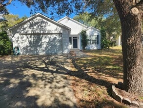 Building Photo - 33 Golf View Ct