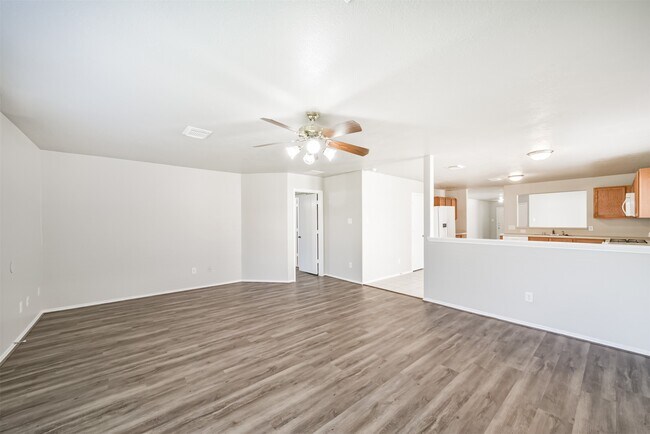 Building Photo - 4915 Winding View Ln