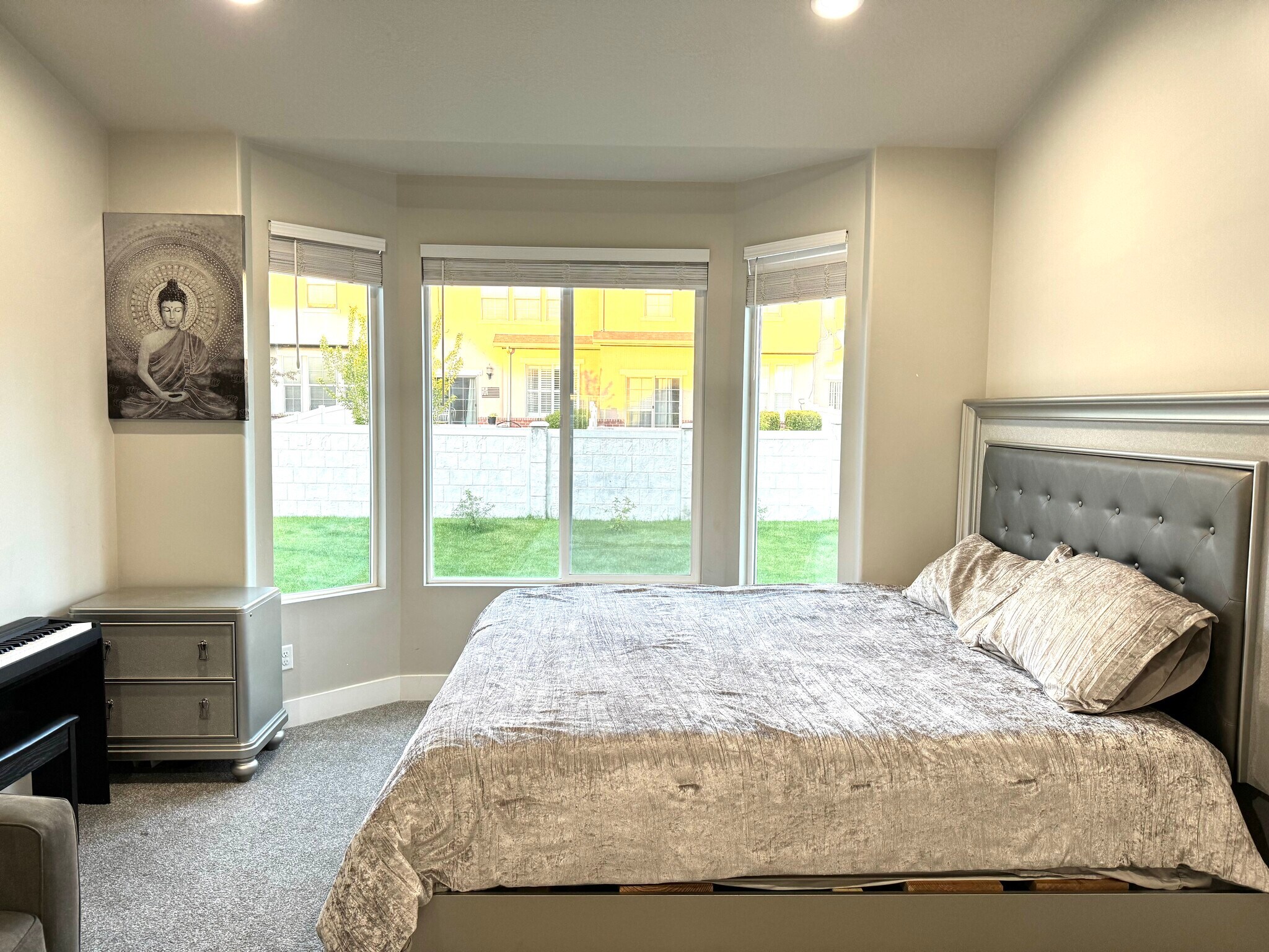 Building Photo - 3288 N 200 W