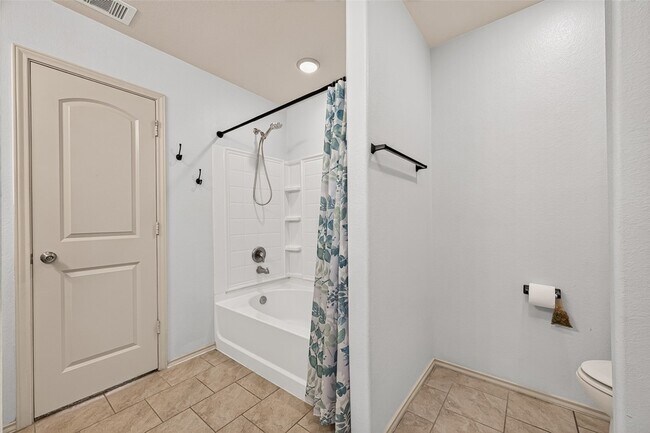 Building Photo - 23718 Water Hickory Dr