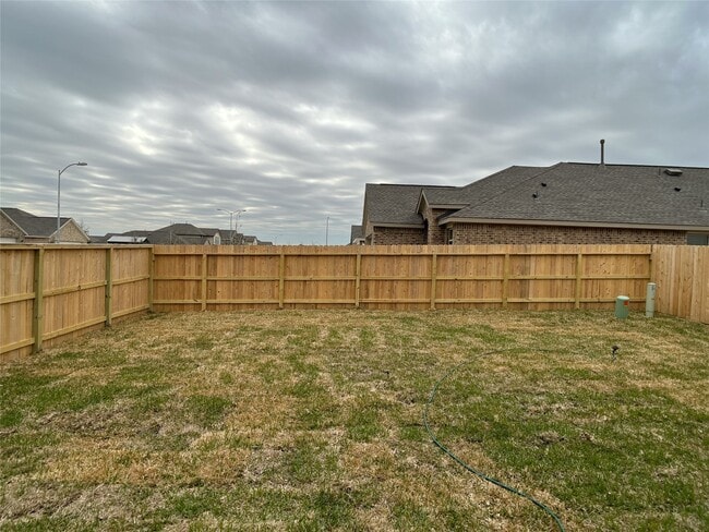 Building Photo - 24019 Steep Climb Dr