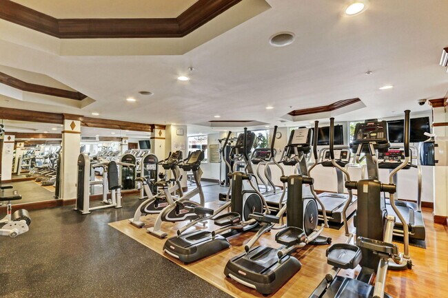 Building Photo - 1805 N Flagler Dr