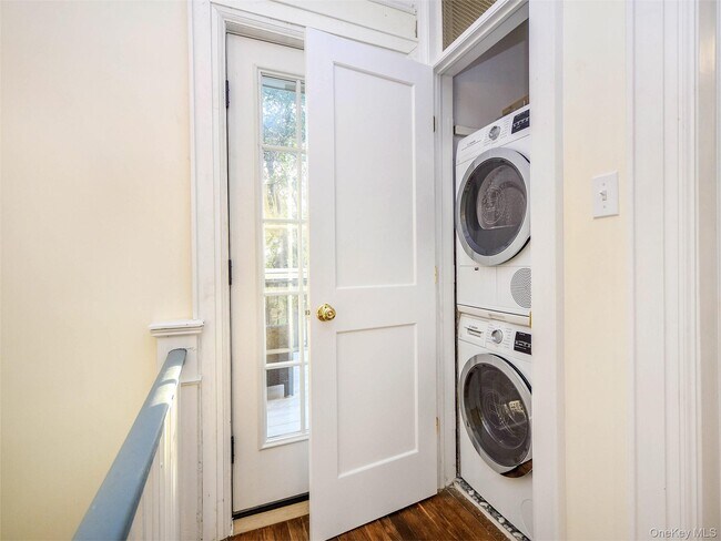 Building Photo - 120 Prospect Ave