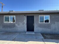 Building Photo - 561 S Meridian Rd