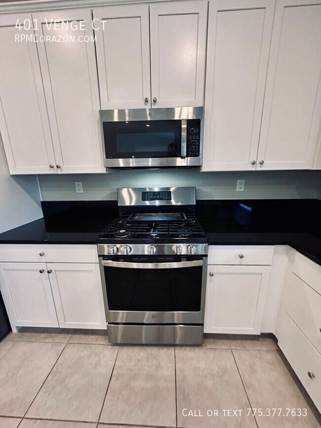 Building Photo - 401 Venge Ct