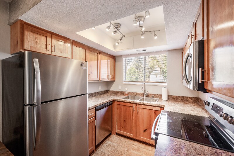 Building Photo - 1030 Quail Vista Ct