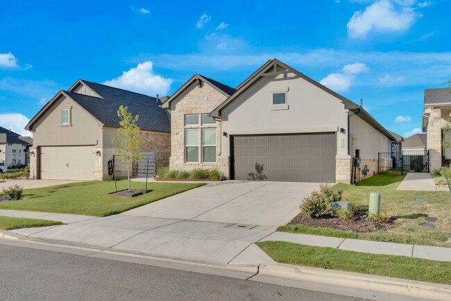 Building Photo - Beautiful Single Story home in Liberty!