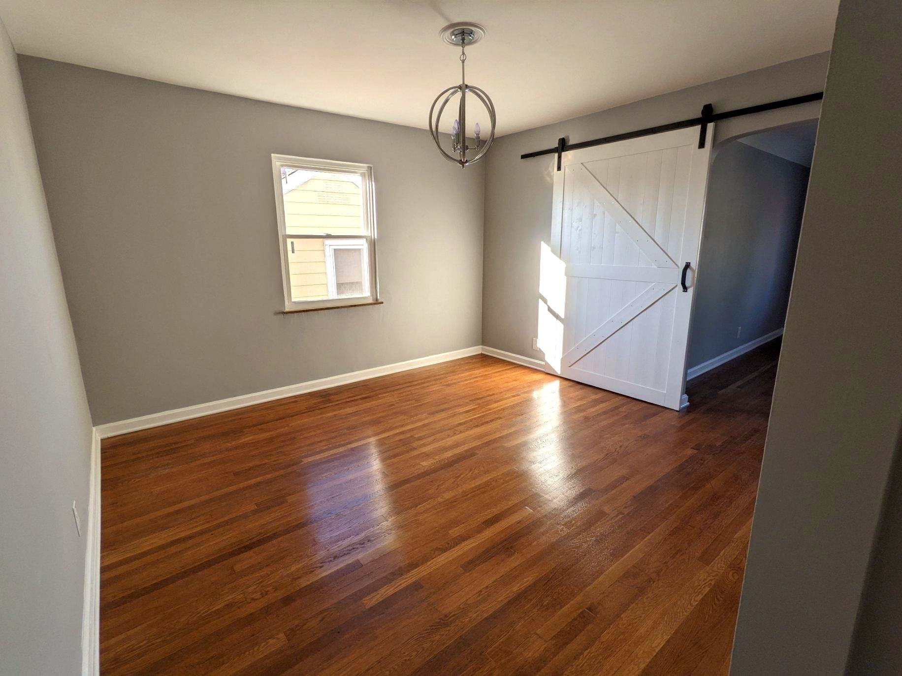 Building Photo - 4131 Oakwood Ave