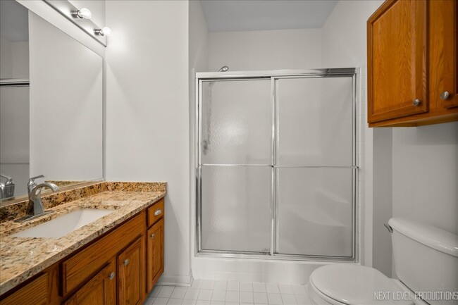 Building Photo - 187 Hunt Club Dr