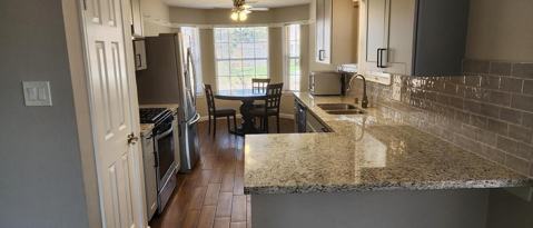 Building Photo - 8307 Holmwood Dr