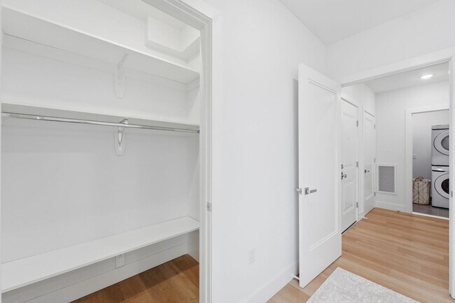 Building Photo - 8800 John F. Kennedy Blvd