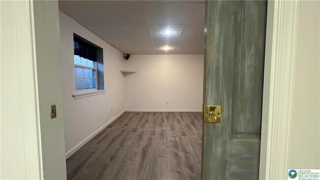 Building Photo - 520 Wild Mint Ln