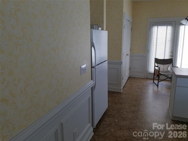 Building Photo - 11355 Deer Ridge Ln