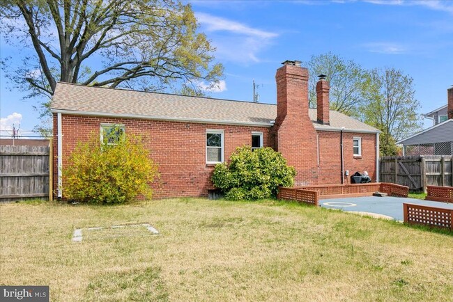 Building Photo - 6008 Brookland Rd