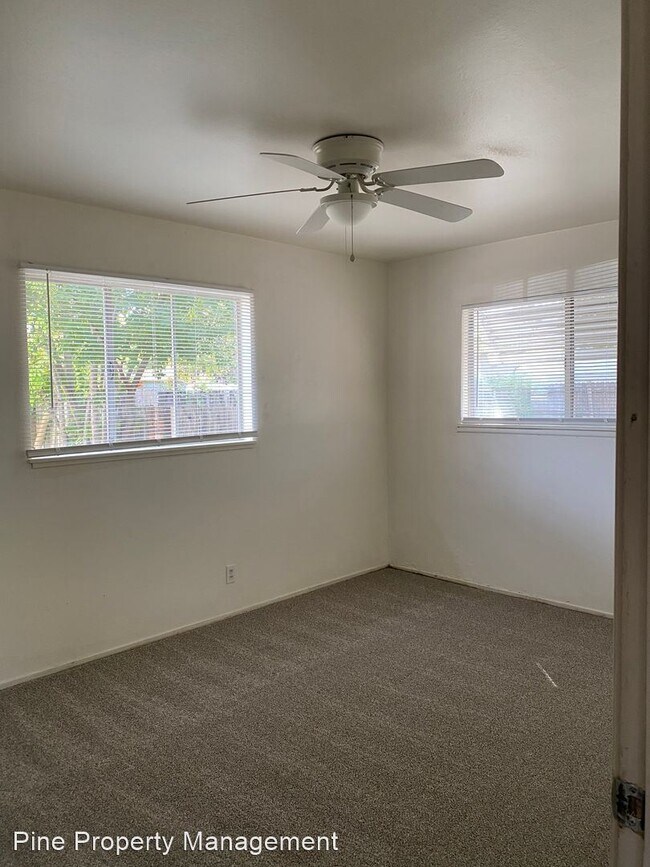 Building Photo - 3 br, 1 bath House - 2174 Paris Avenue