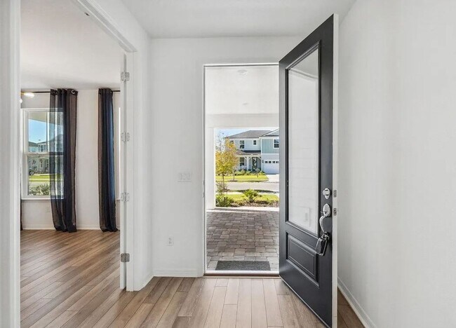 Building Photo - Newer Construction! Tons of Amenities! Wildlight Community!