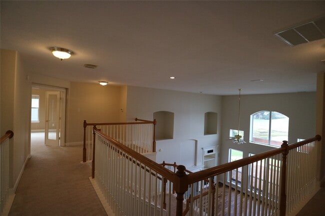 Building Photo - 1215 Pelican Hill Dr
