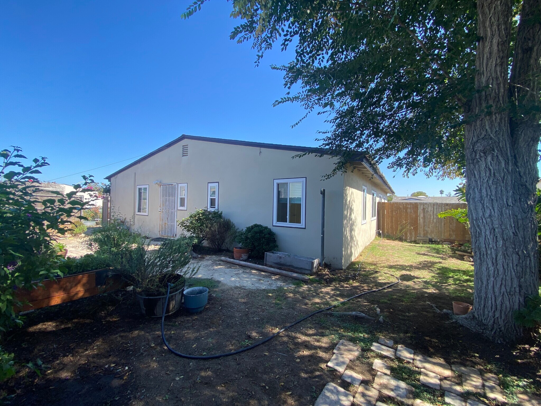 Building Photo - 3193 Mandan Way