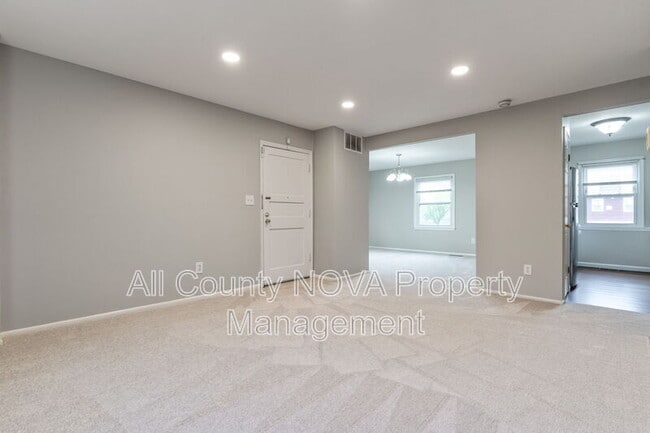 Building Photo - 50 Old Enterprise Rd