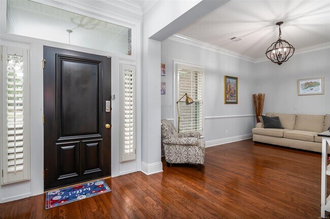 Building Photo - 8456 Marsh Pointe Dr