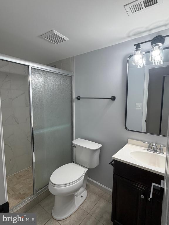 Building Photo - 11573 Sullnick Way