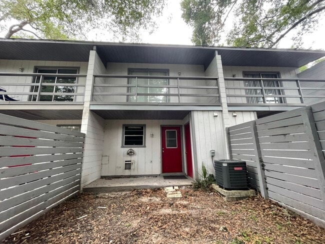 Building Photo - 1231 SW 61st Terrace