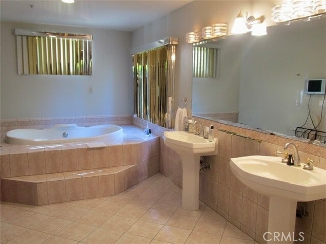 Building Photo - 925 Sherlock Dr