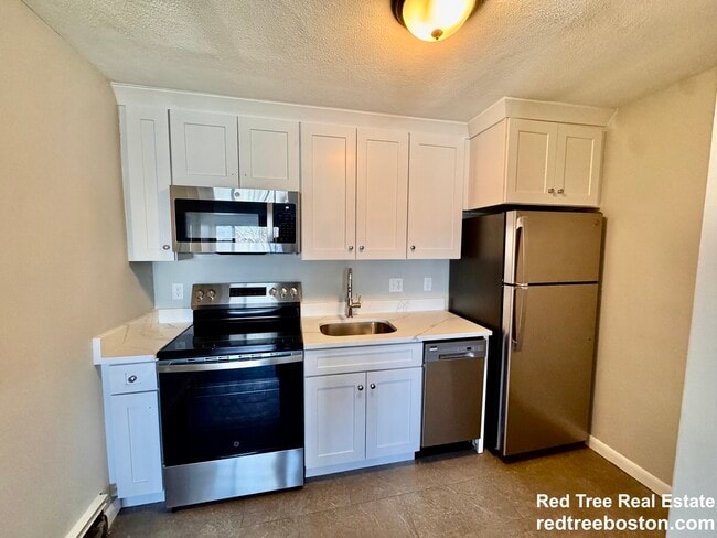 Building Photo - 97 Spring St