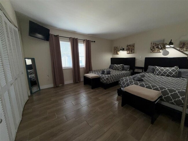 Building Photo - 4807 S Texas Ave