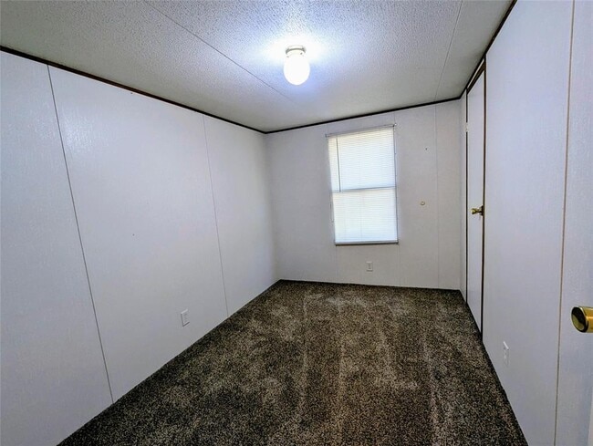 Building Photo - 560 Meridian