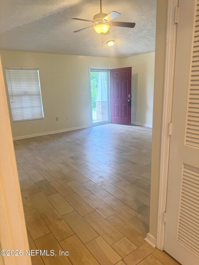 Building Photo - 5227 Bunche Dr