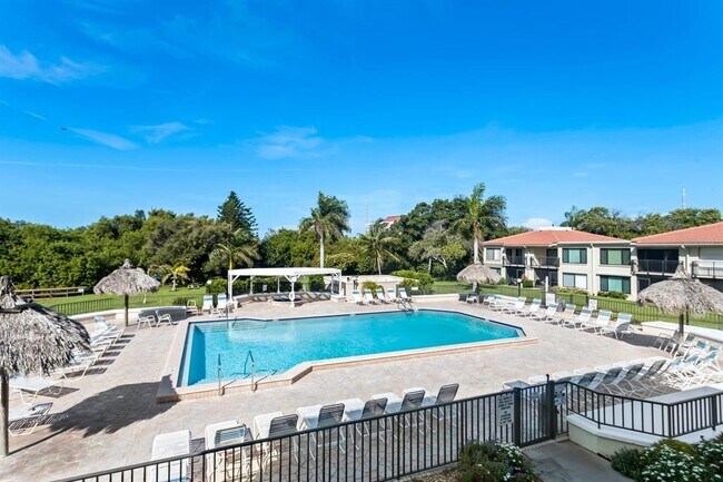 Building Photo - 6372 Palma Del Mar Blvd S