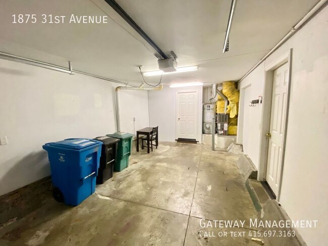 Building Photo - 1875 31st Ave