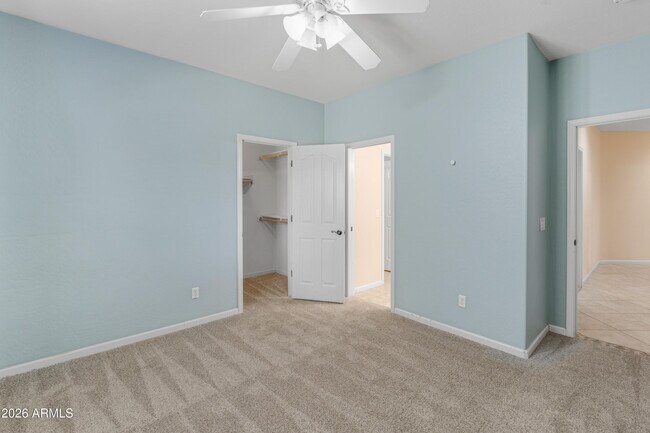 Building Photo - 4335 E Fox Cir