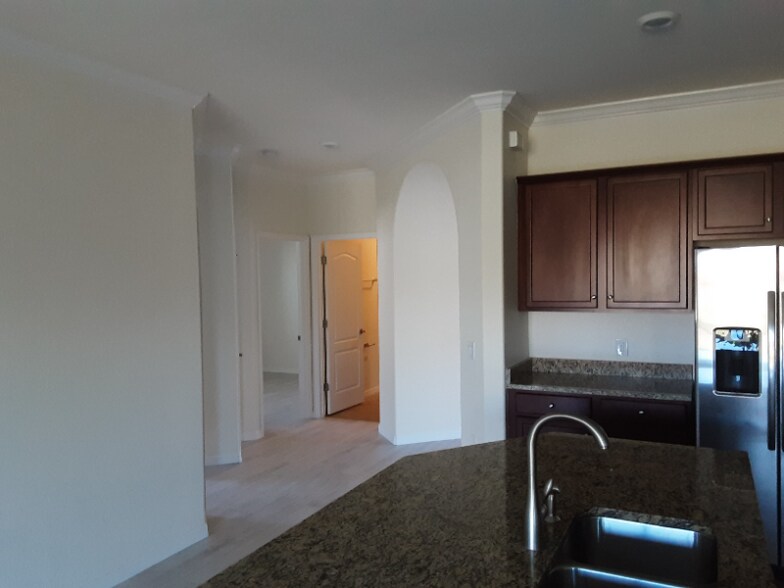 Building Photo - 1611 Parnell Ct