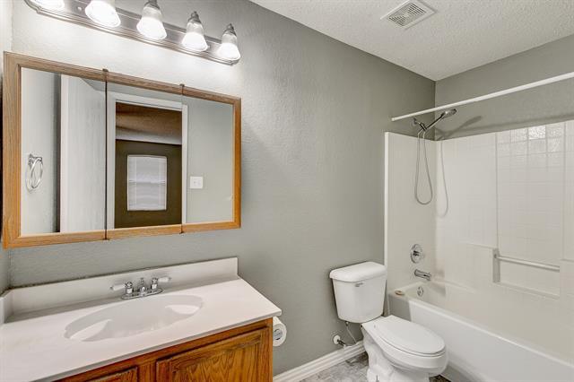 Building Photo - 9208 Glen Falls Ln