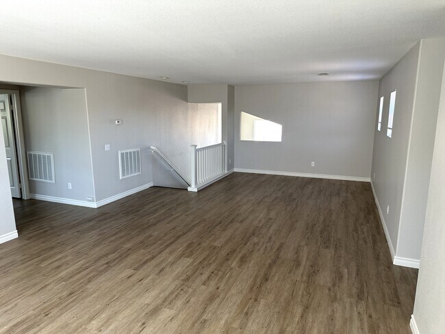 Building Photo - 29121 Shadow Hills St