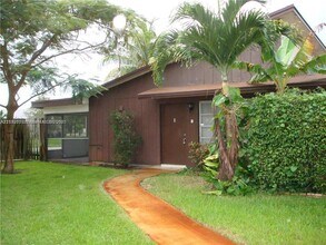 Building Photo - 3200 NW 5th Terrace