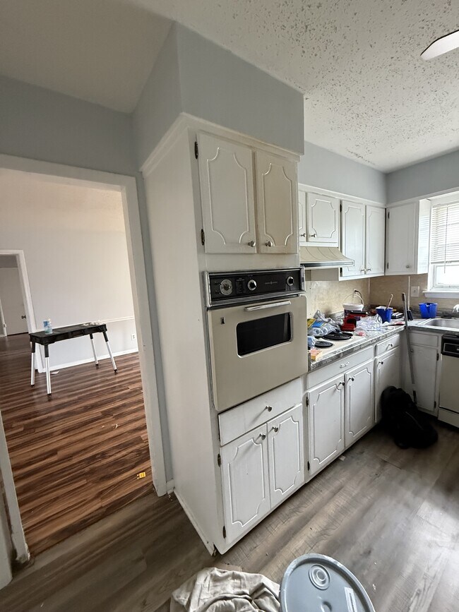 Building Photo - 8204 Willowbrook Cir SE