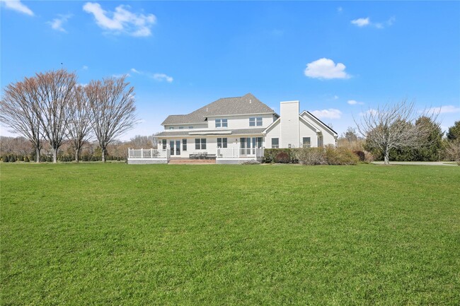Building Photo - 703 Herricks Ln
