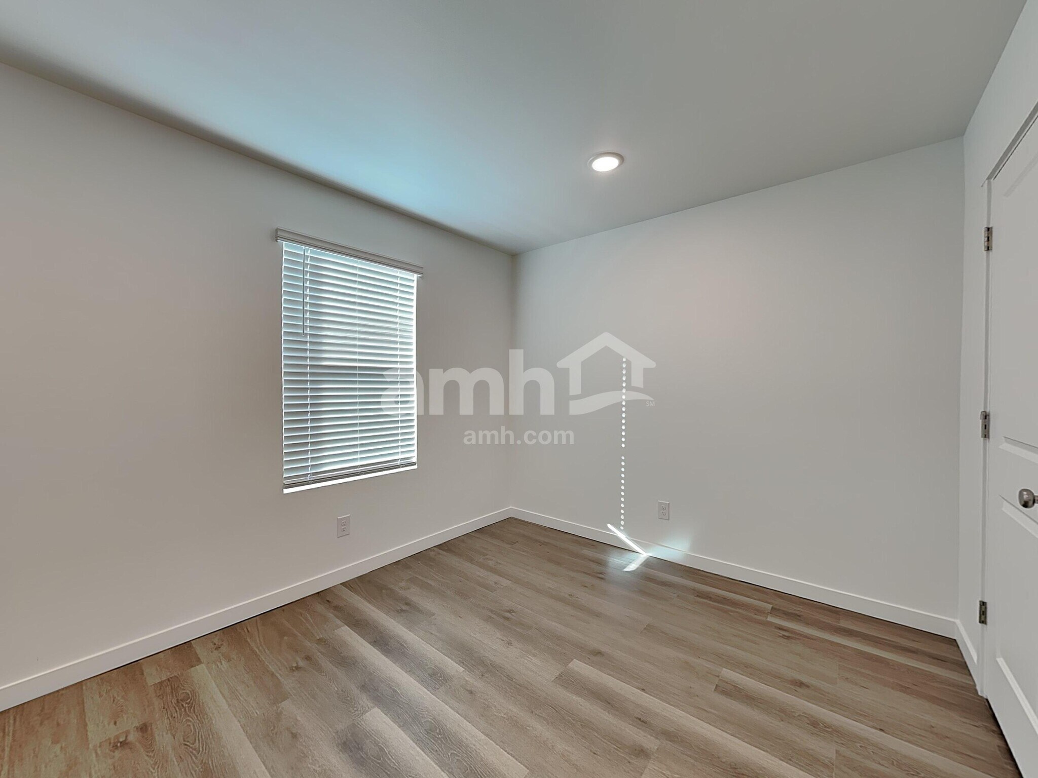 Building Photo - 5118 Turnstone St SE