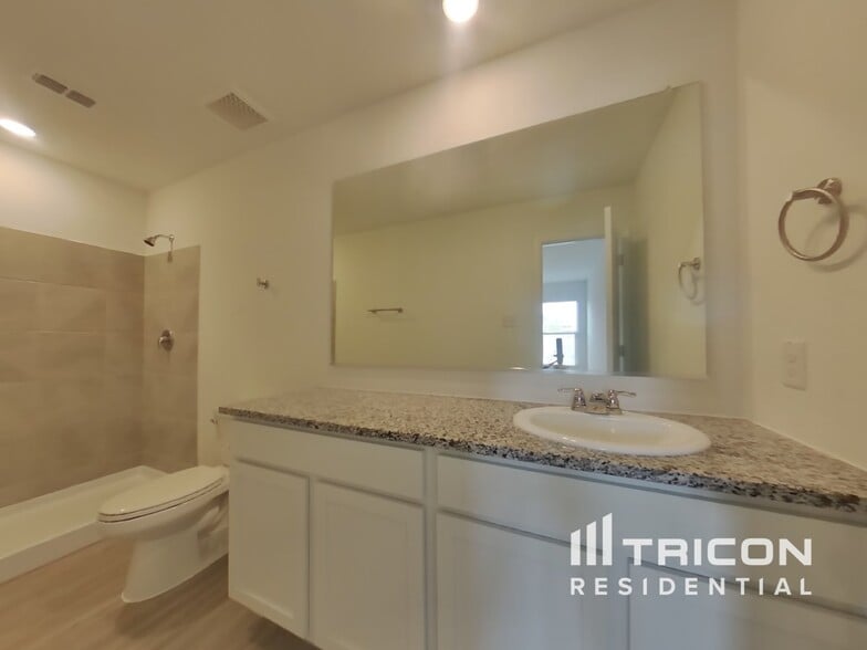 Building Photo - 11826 Hermosa Ln