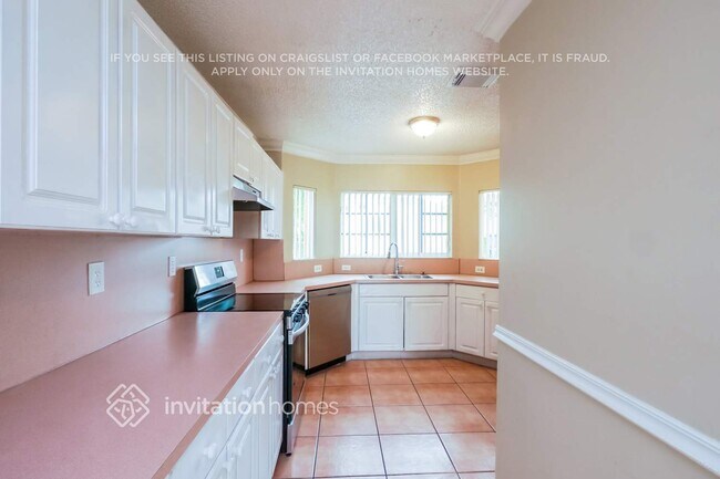 Building Photo - 14132 SW 166th Terrace