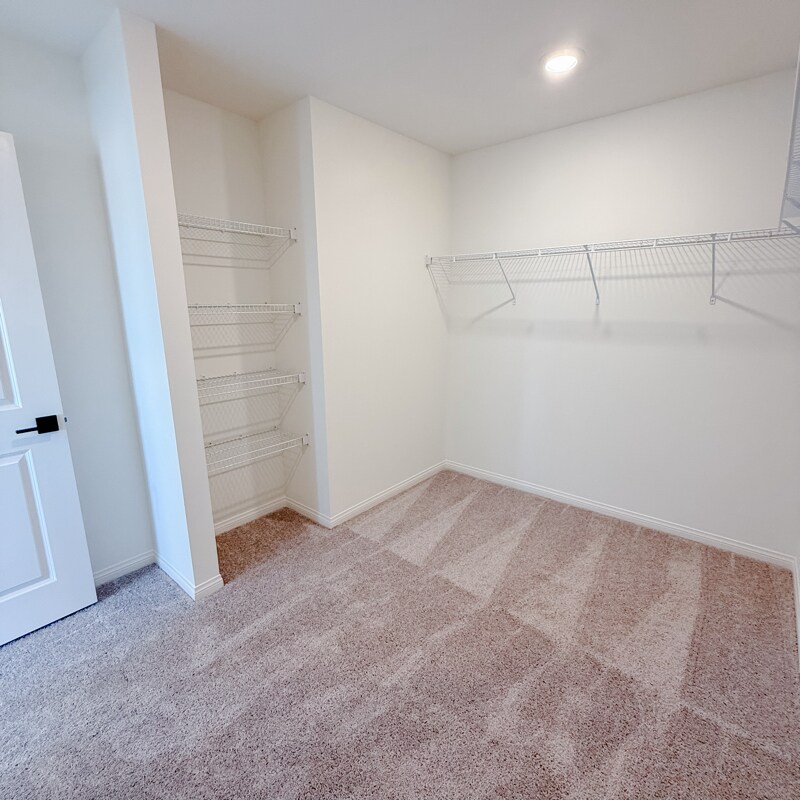 Building Photo - 7061 Cottage Vis Ave