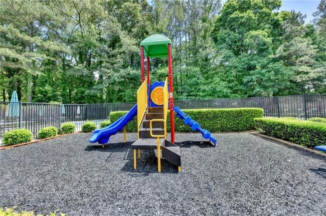Building Photo - 3380 McClure Woods Dr