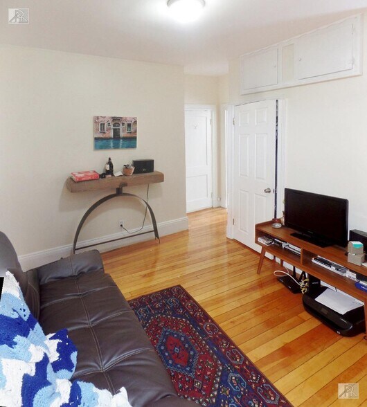 Building Photo - 1218 Commonwealth Ave