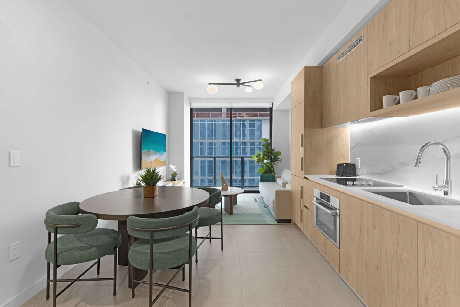 Building Photo - 11 NE 6th St