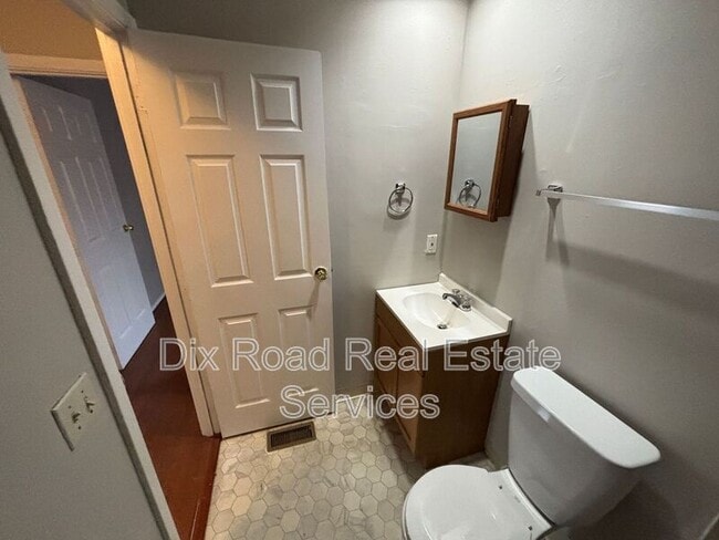 Building Photo - 2140 Rangoon Ct