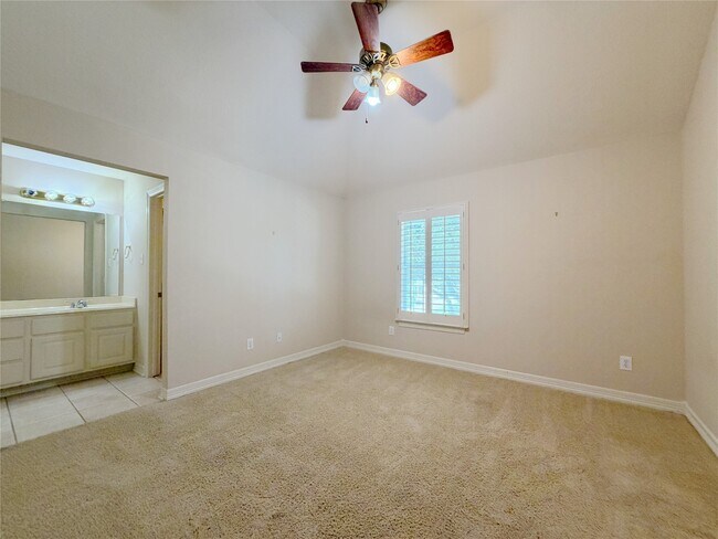 Building Photo - 5714 Brennan Ridge Ln