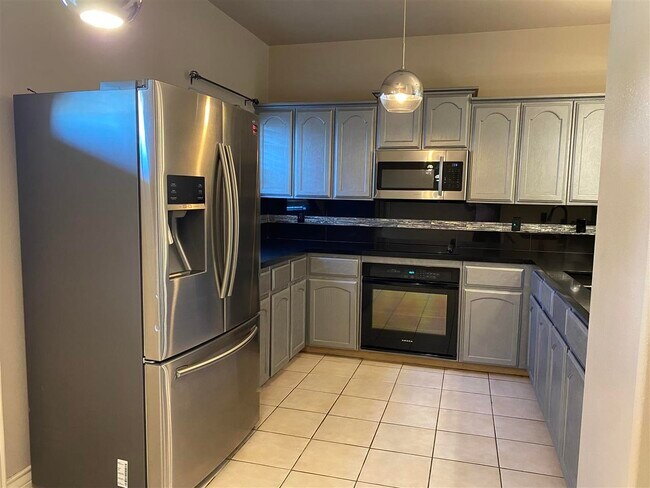 Building Photo - 9903 Crystal Ct